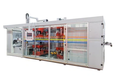 Kunststoff-Thermoformmaschine mit einer Arbeitsstation